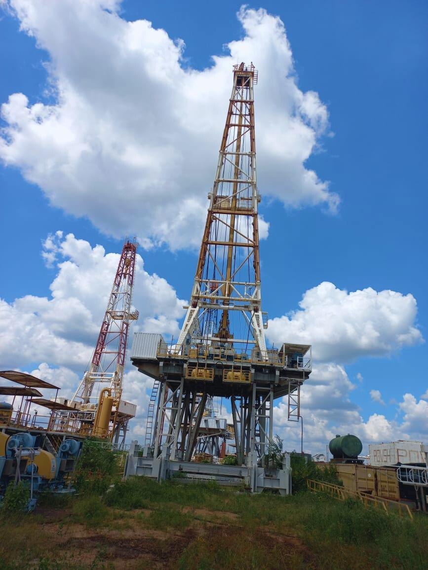 Instalaciones y taladros de perforación de Alquipet